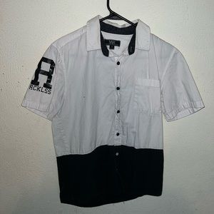 Y&R button down